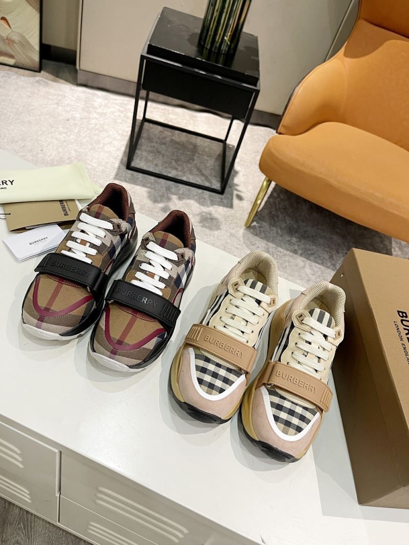 Burberry Low Shoes